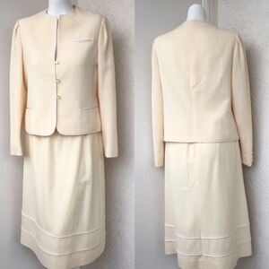 Vintage Devon Hall Pale Yellow Skirt suit Size 14